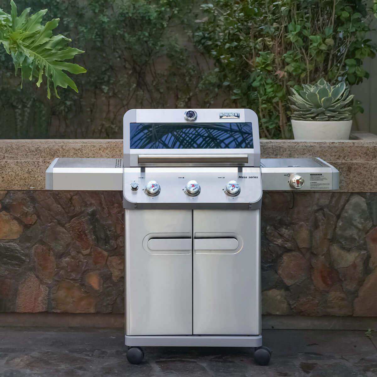 Mesa 305 | Stainless Propane Gas Grill - Skoutley Outdoors LLC