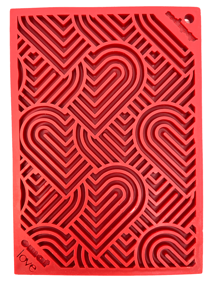 Heart Design "Love" eMat Lick Mat - Skoutley Outdoors LLC