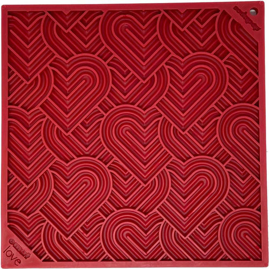 Heart Design "Love" eMat Lick Mat - Skoutley Outdoors LLC