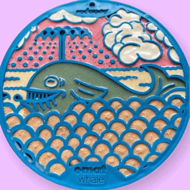 Whale Design eMat Enrichment Lick Mat With Suction Cups - Skoutley Outdoors LLC