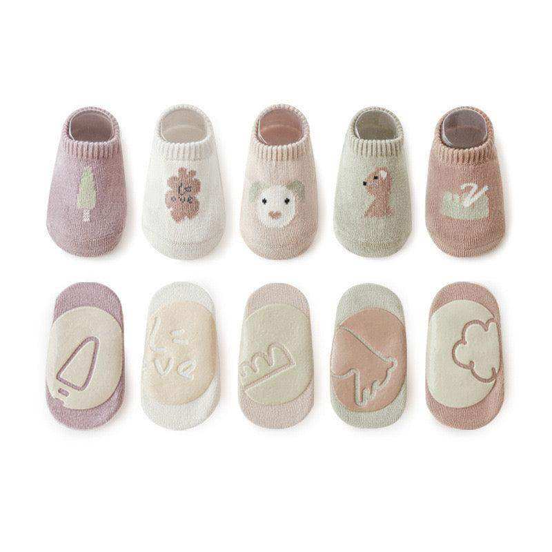 Kids Girl Embroidered Pattern Non-Slip Floor Soft Socks - Skoutley Outdoors LLC