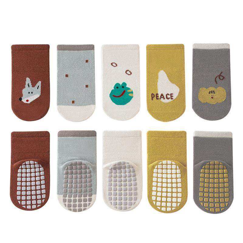 Autumn Cartoon Print Pattern New Style Socks - Skoutley Outdoors LLC